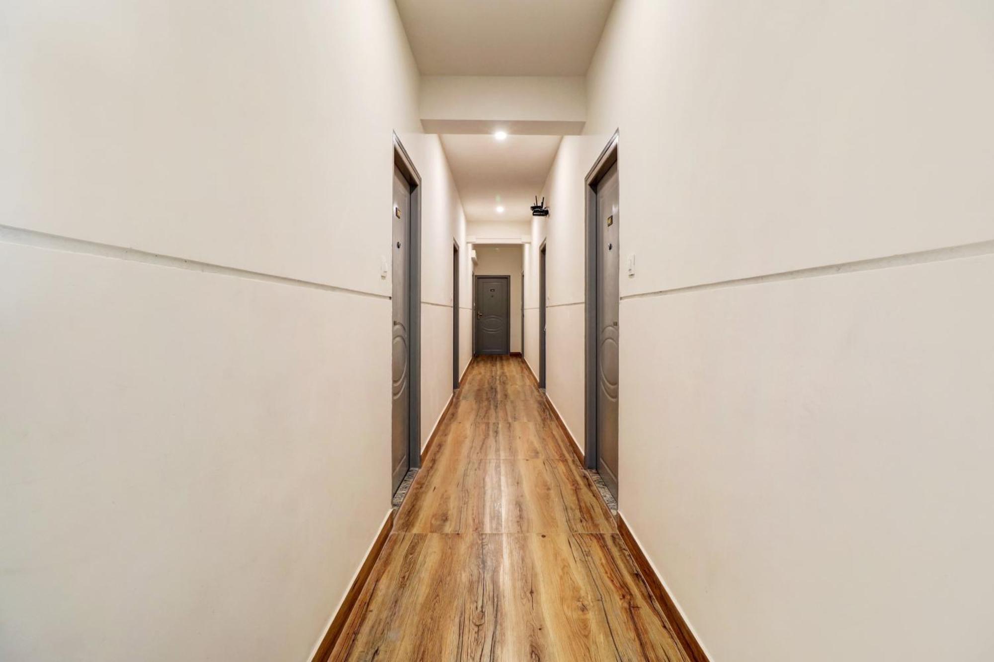 Hotel Super Townhouse Xotel 4*